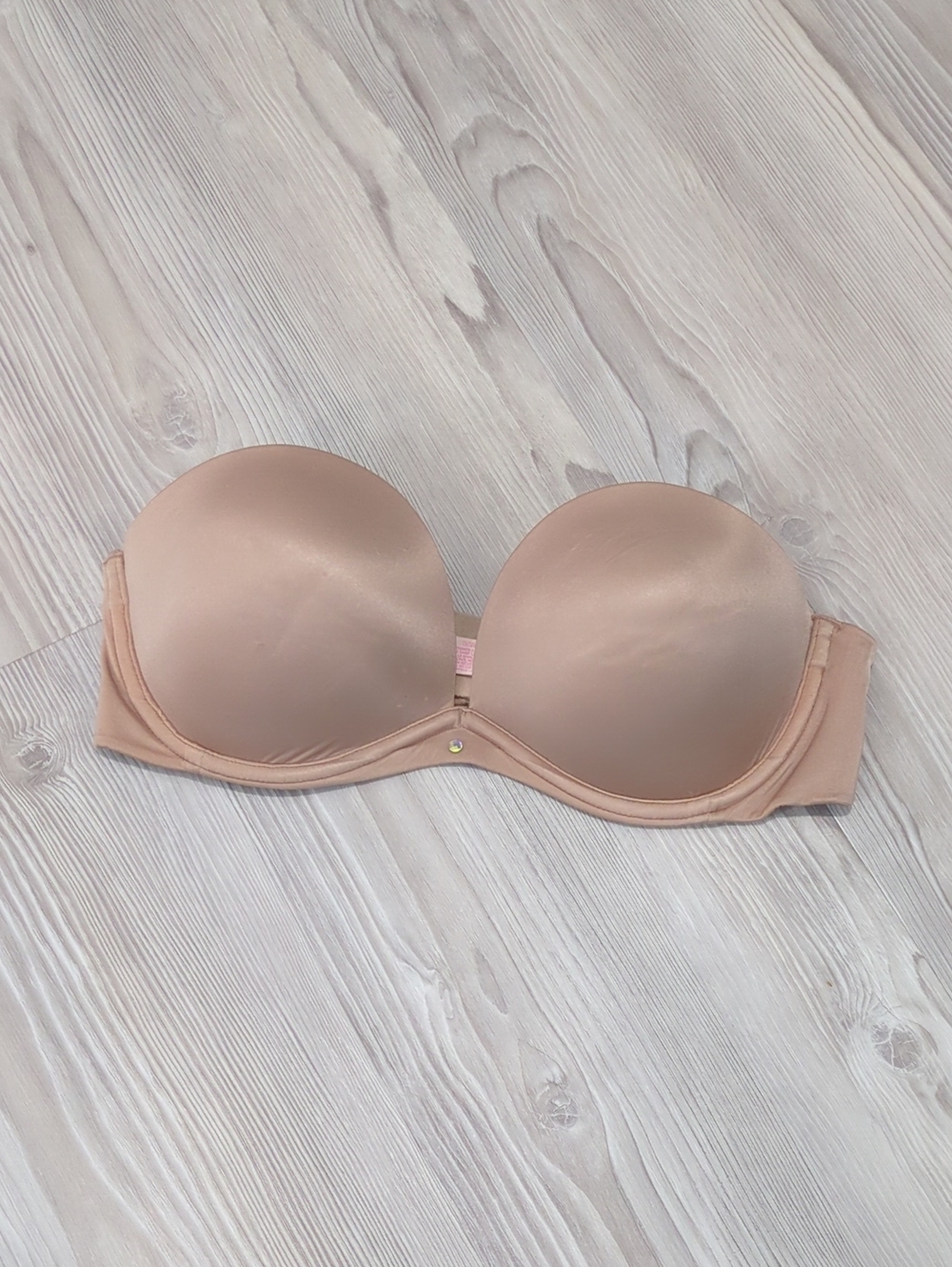 Victoria's Secret Very Sexy Strapless Bra 34C Nude Tan Smooth